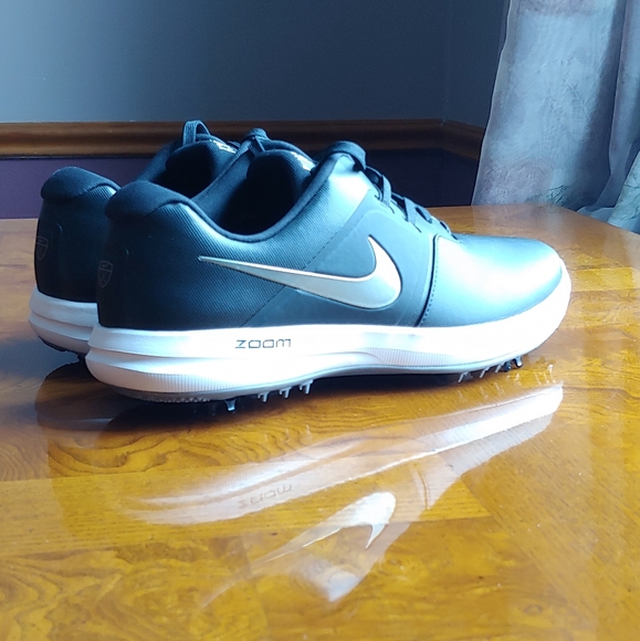 *SOLD*Nike Air Zoom Victory Men's Golf Black Sz 10 - Picture 1 of 8